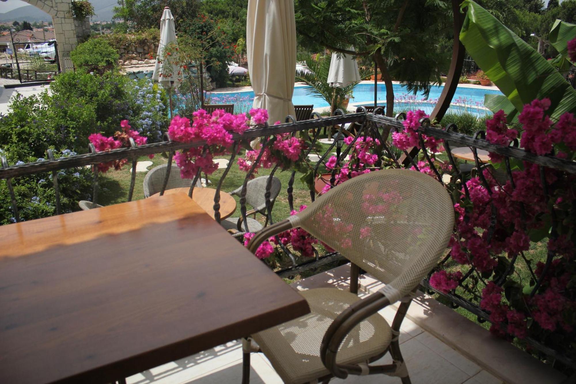 Dolina Hotel Çeşme Eksteriør bilde